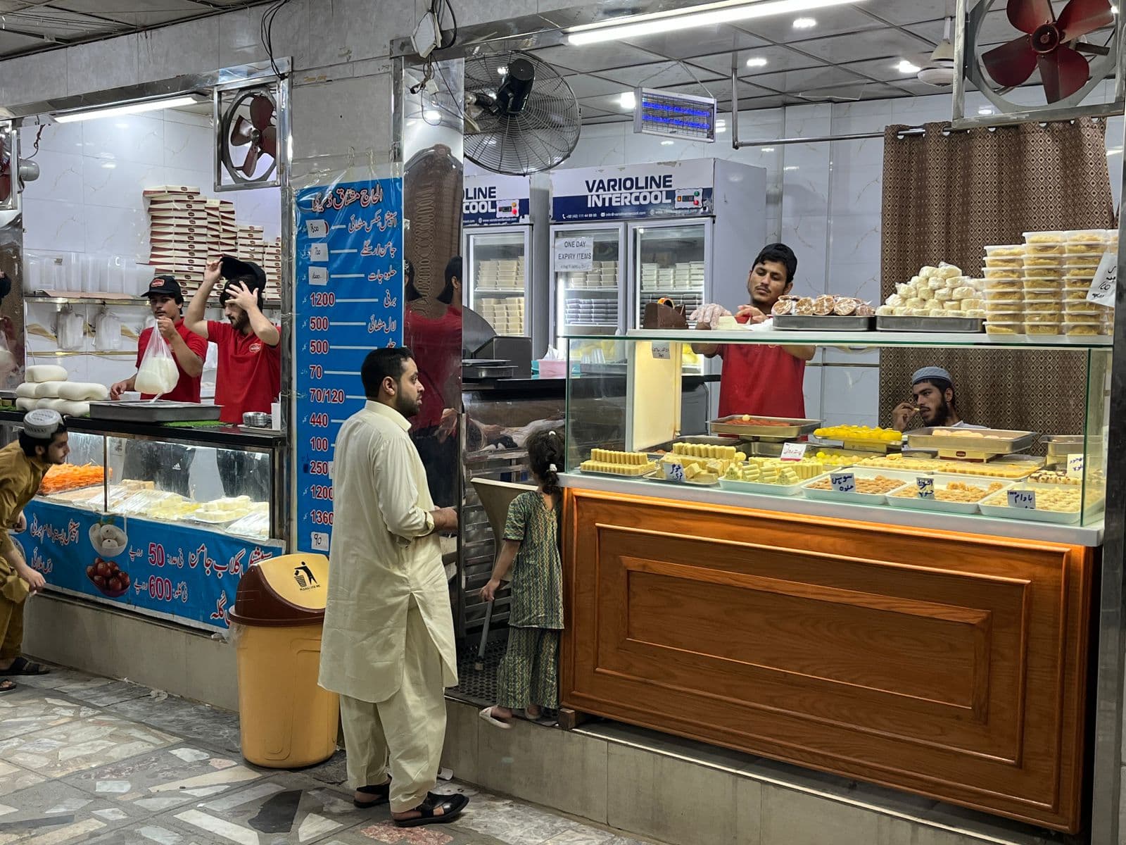 Shop Image 21